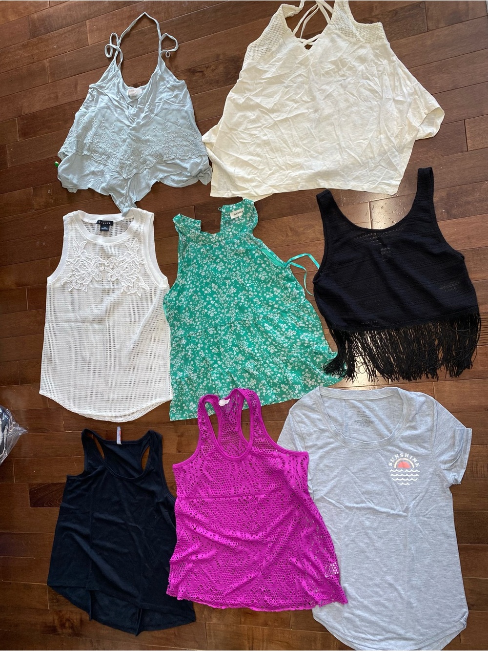 Assorted Tank & Crop Top Bundle of 8 womens size XS